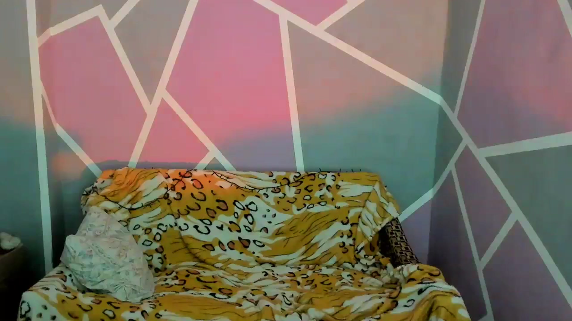 Gallery image thumbnail from UkrBeauty's myfreecams stream on, 10/04/2023, 16:34 image 17 of 20