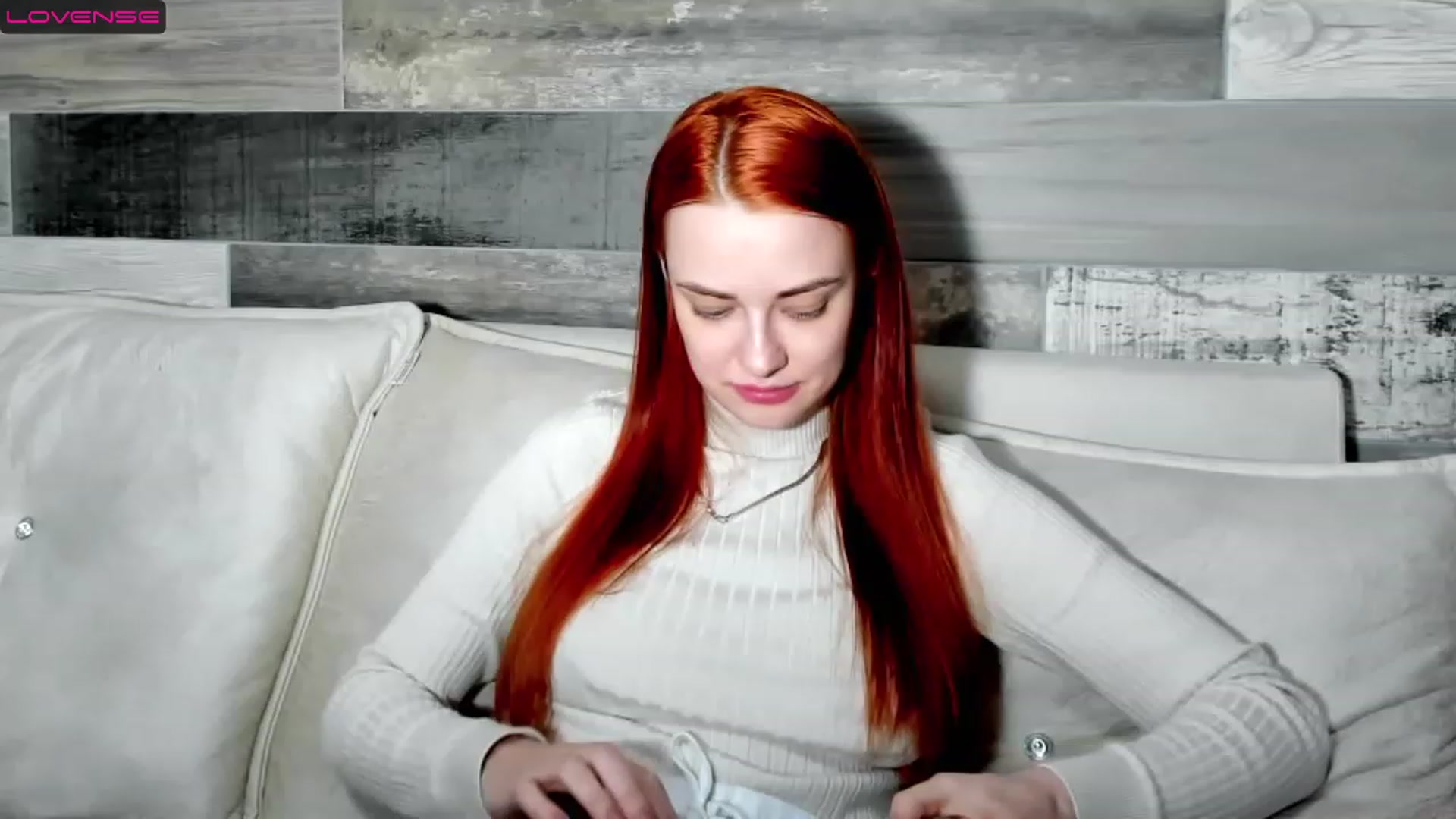 Gallery image thumbnail from UkrainianGlow's myfreecams stream on, 11/22/2022, 20:02 image 10 of 20