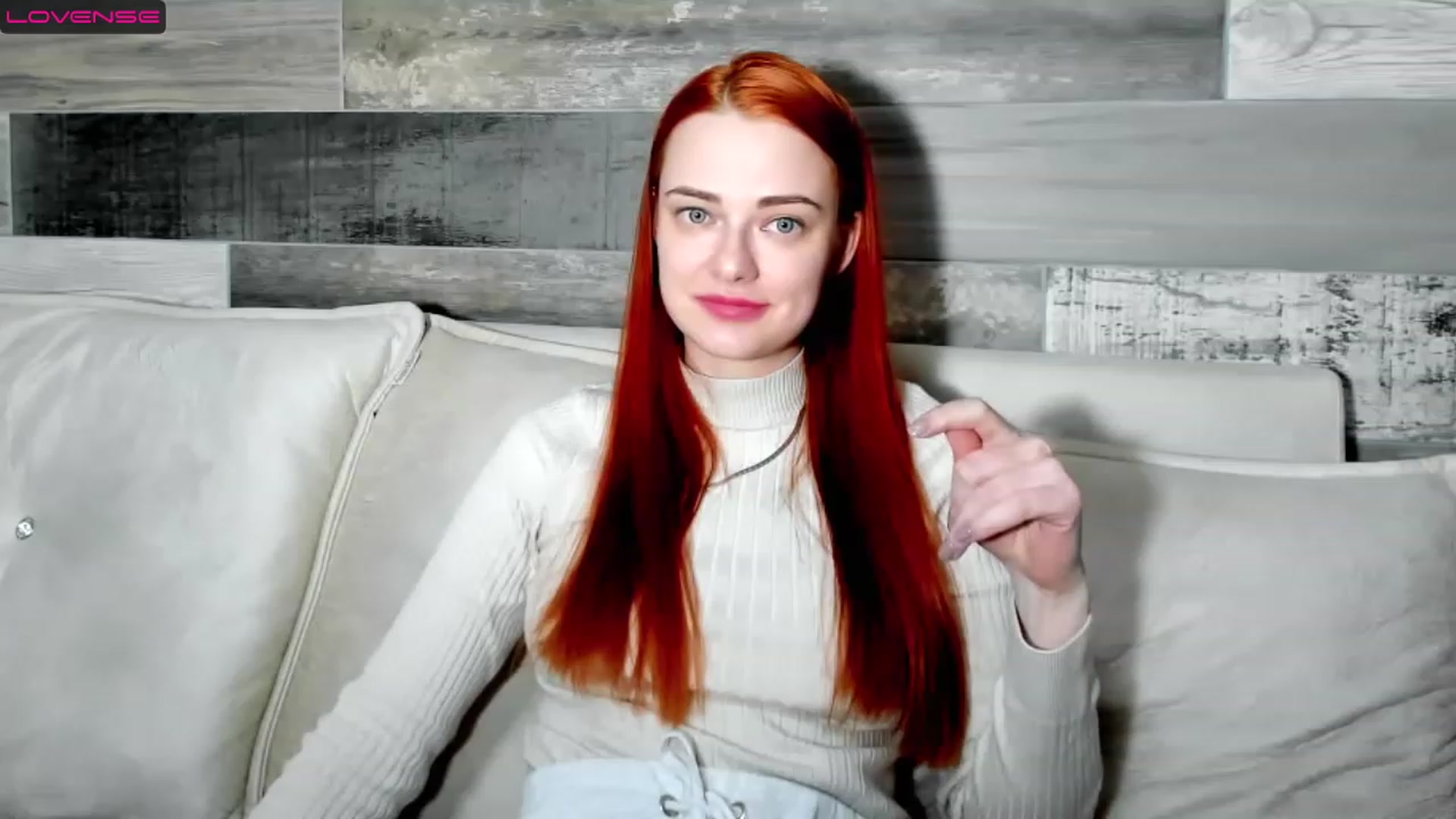 Gallery image thumbnail from UkrainianGlow's myfreecams stream on, 11/22/2022, 20:02 image 8 of 20