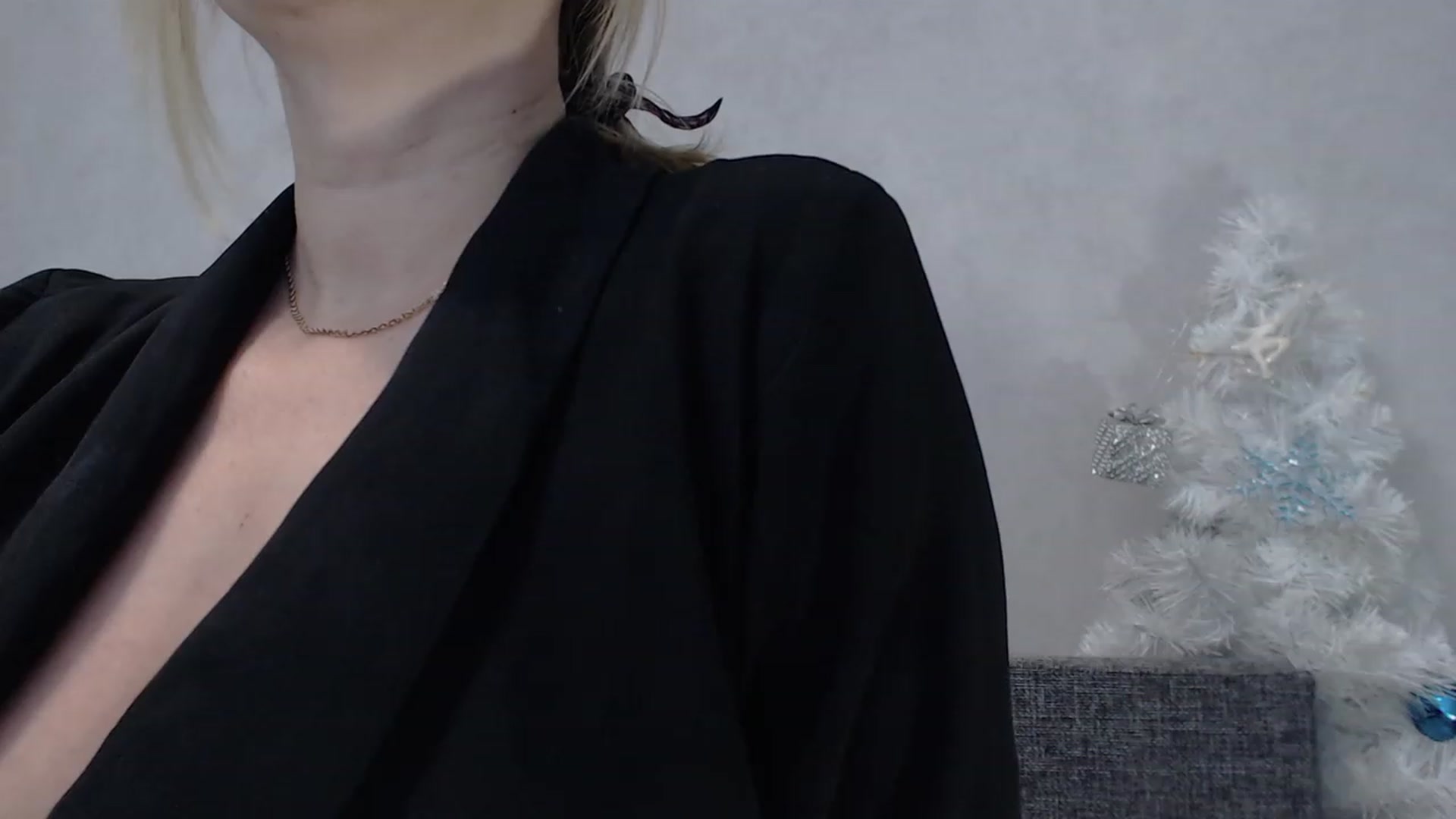 Gallery image thumbnail from Ukrainka1's myfreecams stream on, 01/13/2023, 15:36 image 2 of 20
