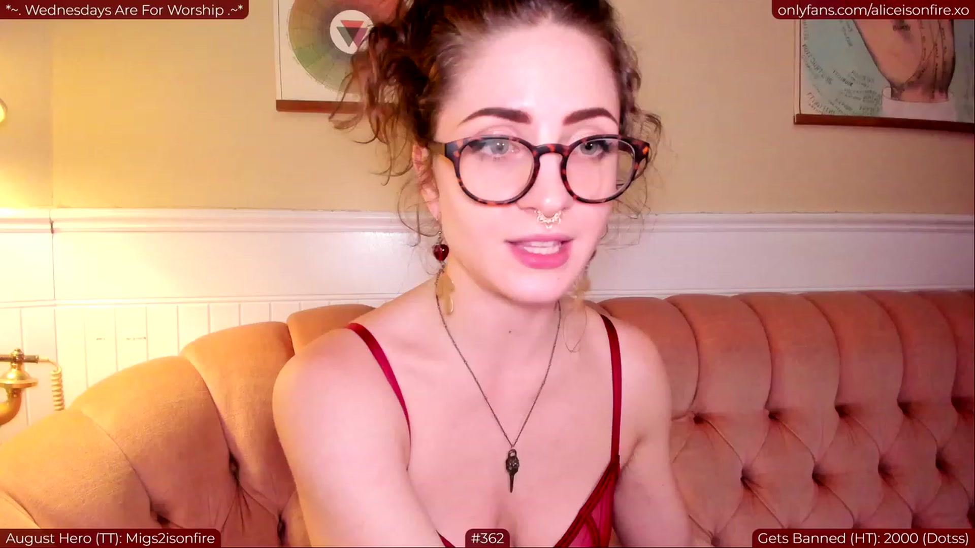 Gallery image thumbnail from UmamiMommy's myfreecams stream on, 08/24/2023, 08:09 image 15 of 20