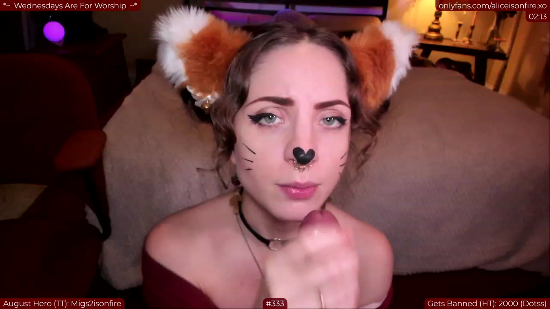 Gallery image thumbnail from UmamiMommy's myfreecams stream on, 08/26/2023, 07:19 image 11 of 20