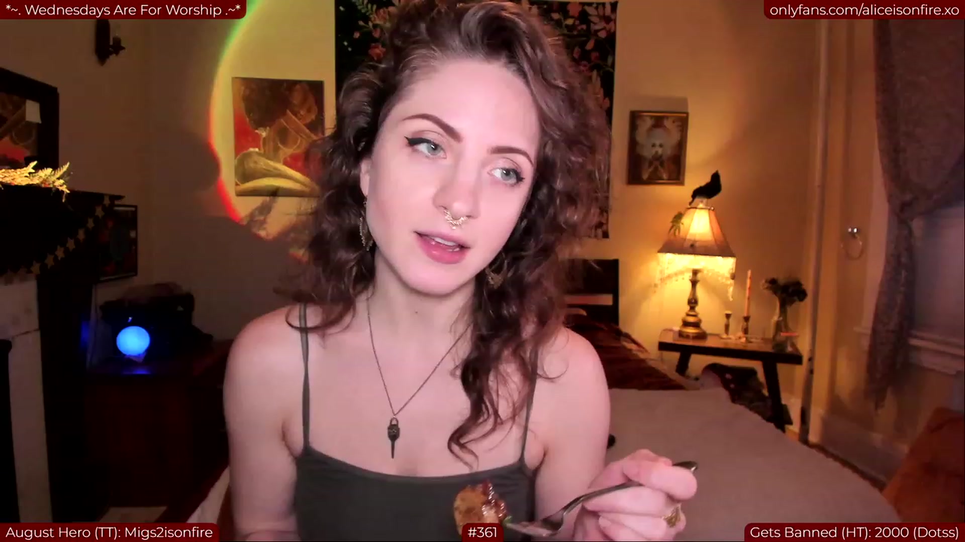 Gallery image thumbnail from UmamiMommy's myfreecams stream on, 08/28/2023, 02:29 image 11 of 20