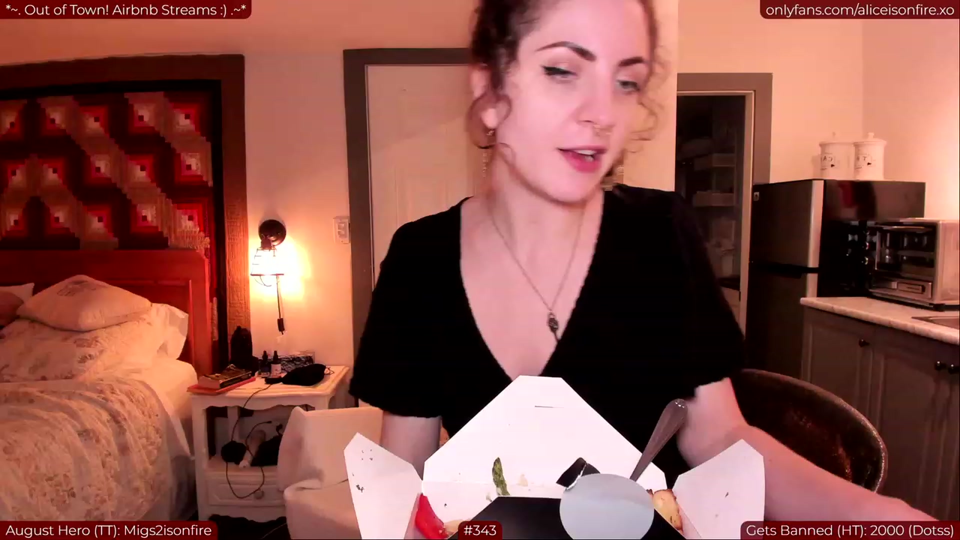 Gallery image thumbnail from UmamiMommy's myfreecams stream on, 08/31/2023, 08:42 image 11 of 20