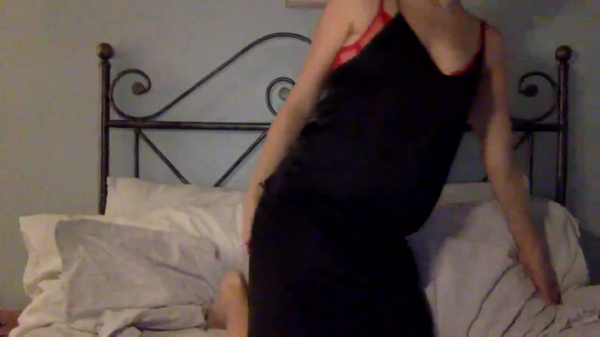 Gallery image thumbnail from Unf0rgettable's myfreecams stream on, 12/16/2023, 18:25 image 4 of 20