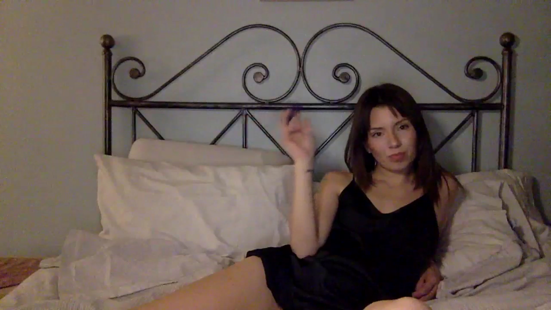 Gallery image thumbnail from Unf0rgettable's myfreecams stream on, 12/20/2023, 02:46 image 16 of 20
