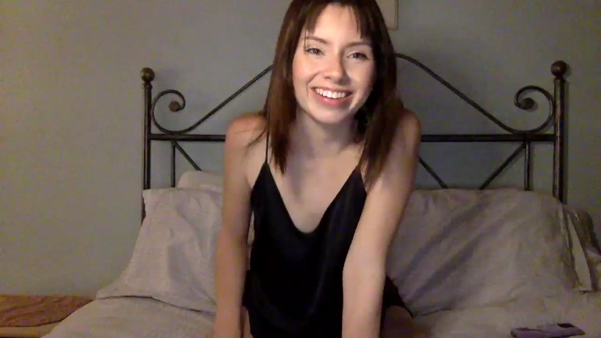 Gallery image thumbnail from Unf0rgettable's myfreecams stream on, 12/20/2023, 02:46 image 2 of 20