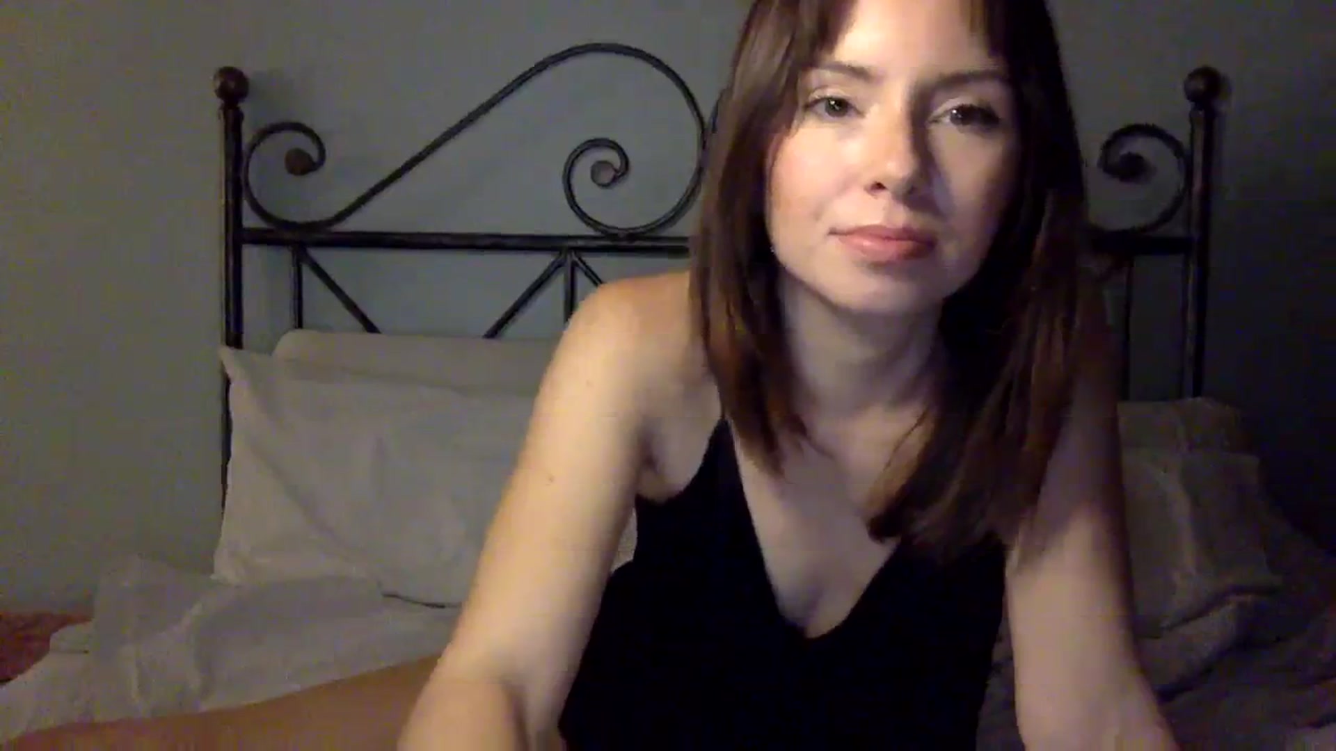 Gallery image thumbnail from Unf0rgettable's myfreecams stream on, 12/20/2023, 02:46 image 20 of 20