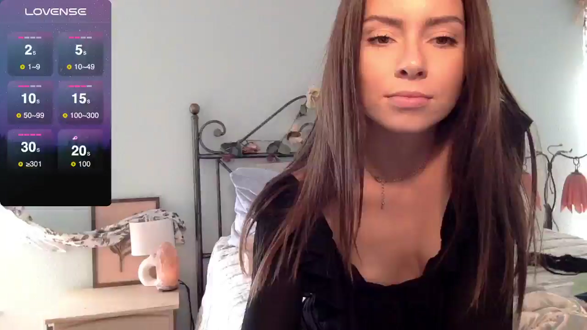 Gallery image thumbnail from Unf0rgettable's myfreecams stream on, 11/24/2024, 19:27 image 8 of 20
