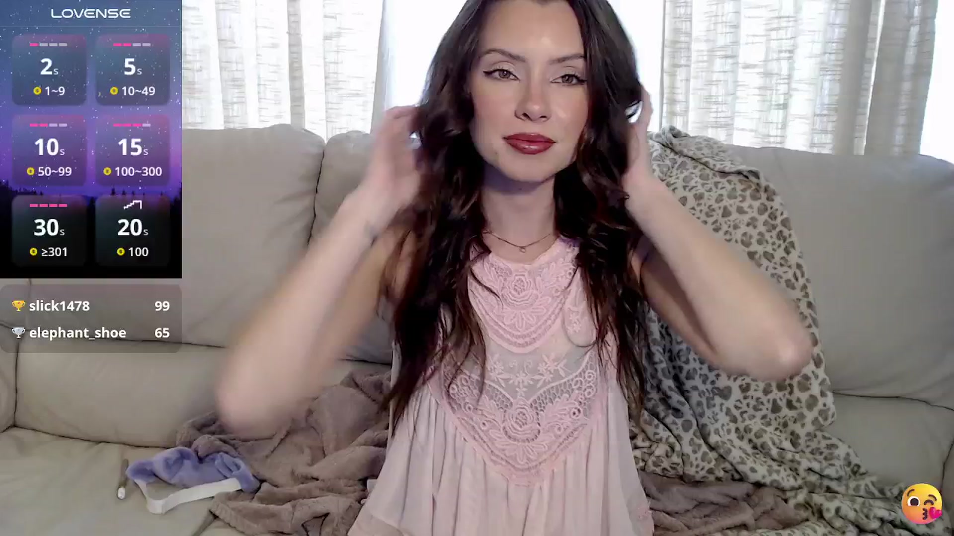 Gallery image thumbnail from Unf0rgettable's myfreecams stream on, 10/19/2025, 19:55 image 5 of 20