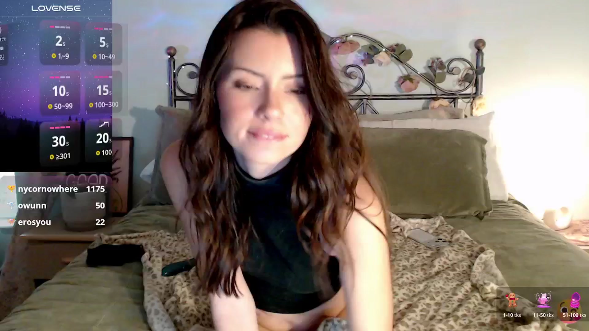 Gallery image thumbnail from Unf0rgettable's myfreecams stream on, 12/29/2025, 22:28 image 19 of 20