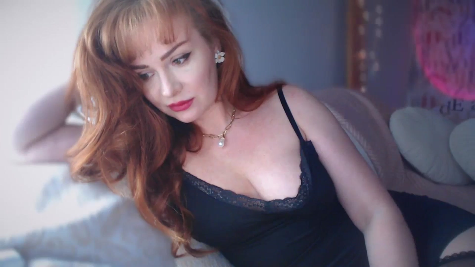 Gallery image thumbnail from Unhappy_one's myfreecams stream on, 03/24/2024, 16:41 image 16 of 20