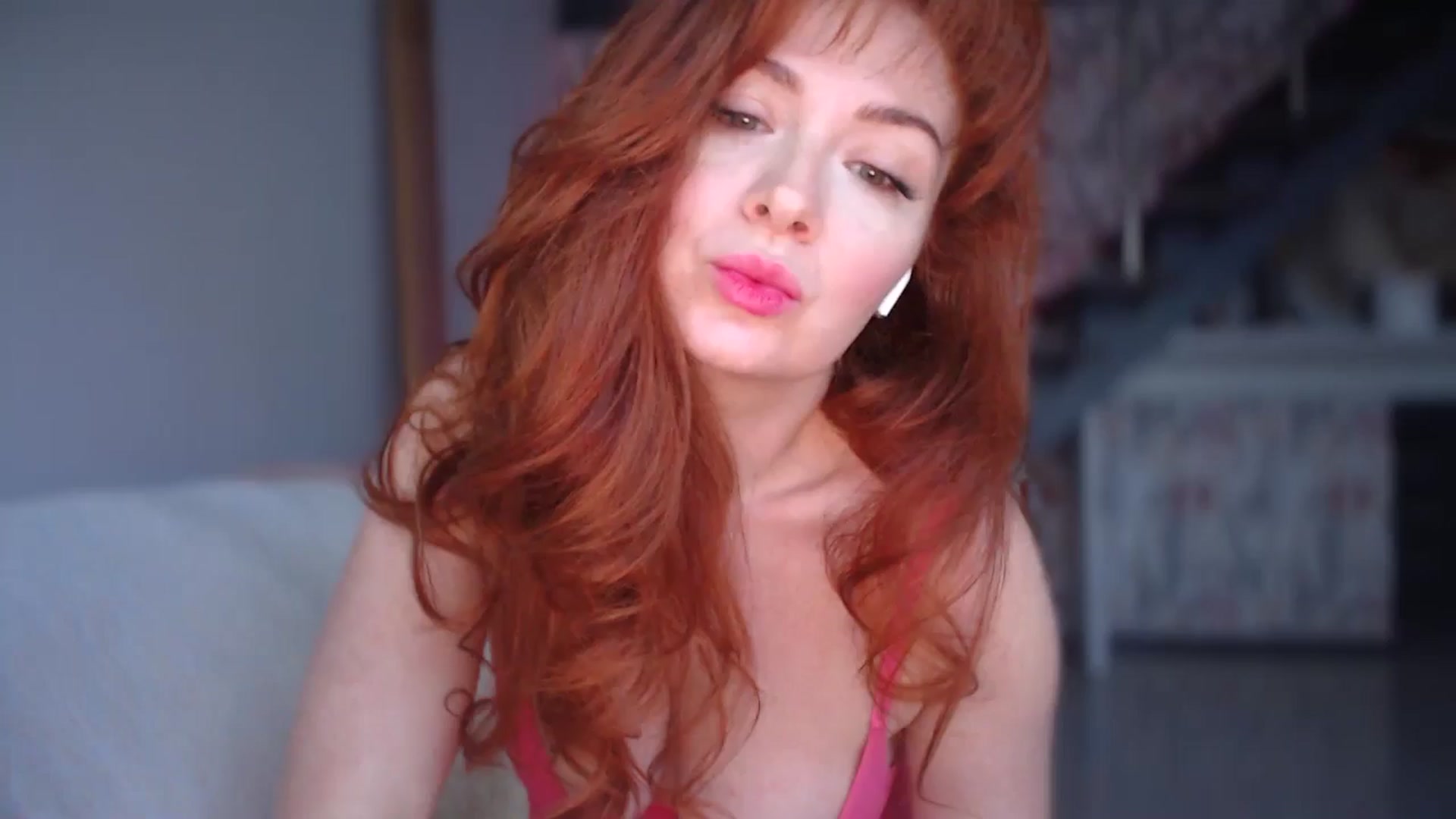 Gallery image thumbnail from Unhappy_one's myfreecams stream on, 05/12/2024, 16:41 image 20 of 20