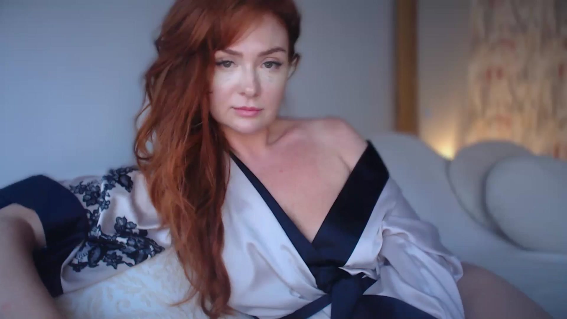 Gallery image thumbnail from Unhappy_one's myfreecams stream on, 07/13/2024, 15:53 image 15 of 20