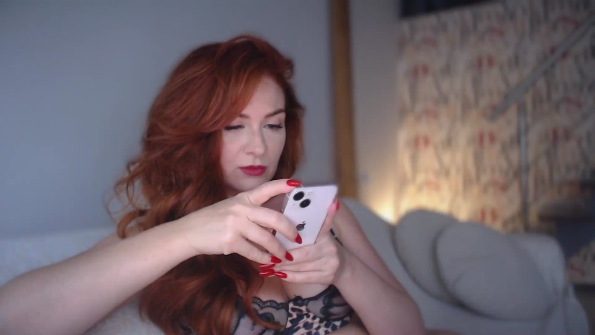 Gallery image thumbnail from Unhappy_one's myfreecams stream on, 07/22/2024, 14:25 image 14 of 20