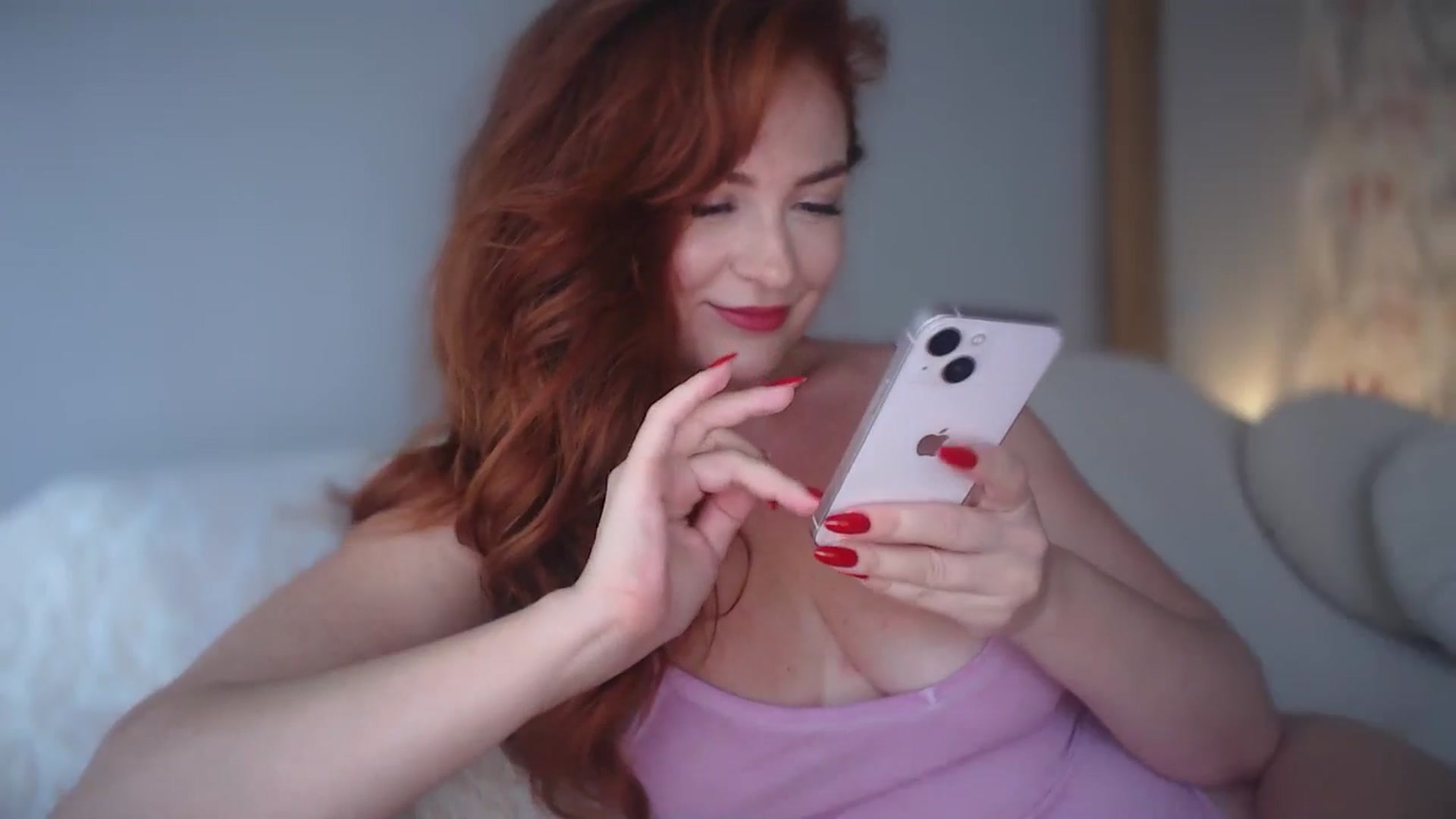 Gallery image thumbnail from Unhappy_one's myfreecams stream on, 07/22/2024, 15:00 image 15 of 20