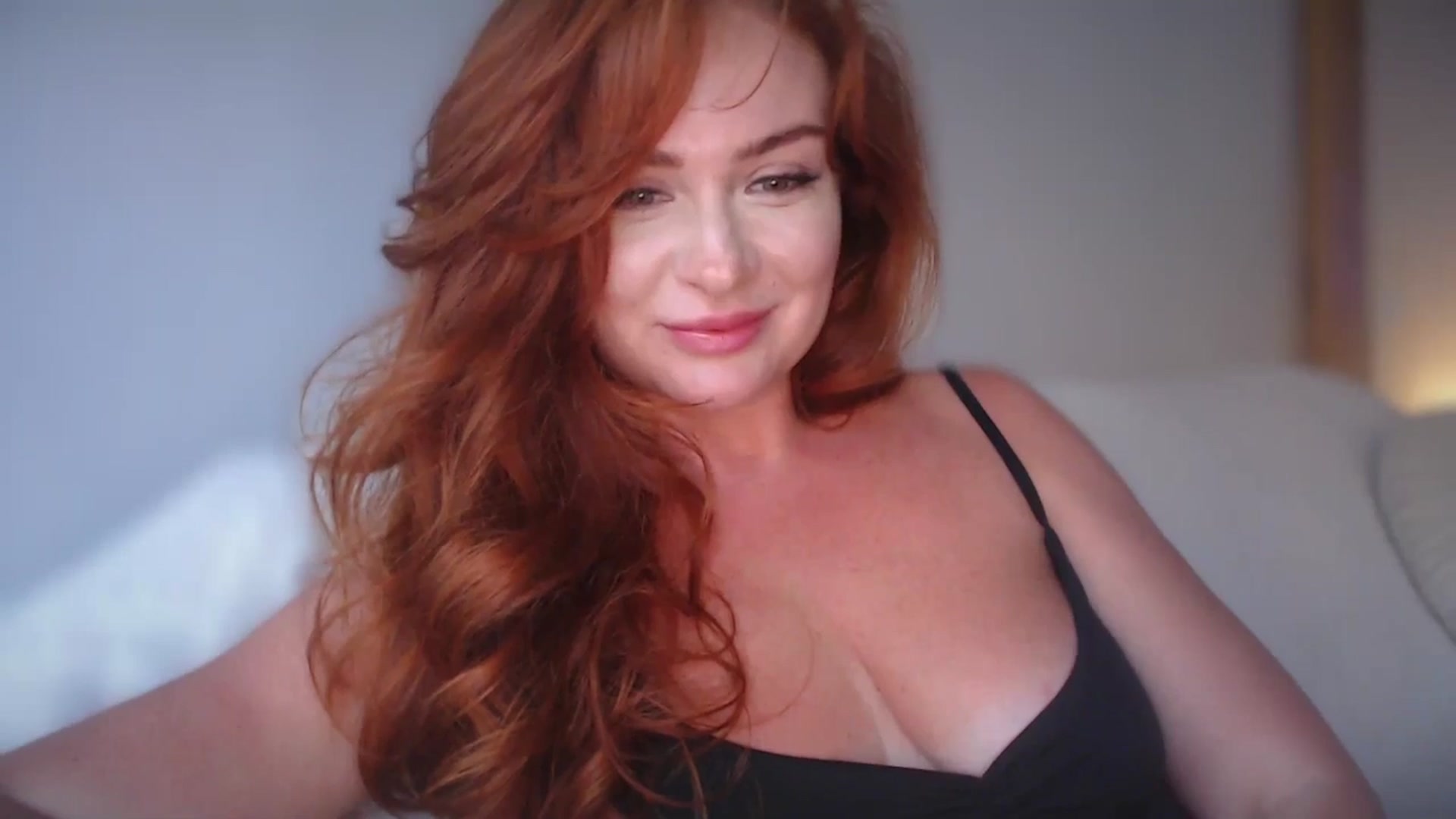 Gallery image thumbnail from Unhappy_one's myfreecams stream on, 08/08/2024, 17:06 image 17 of 20