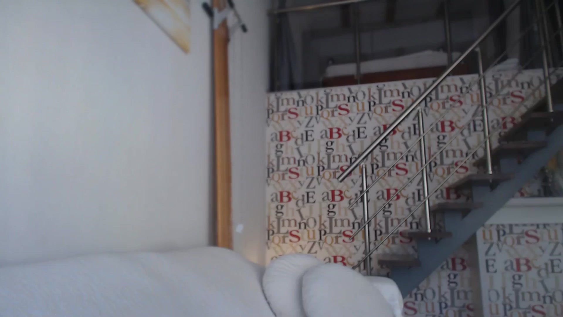 Gallery image thumbnail from Unhappy_one's myfreecams stream on, 08/14/2024, 13:31 image 8 of 20