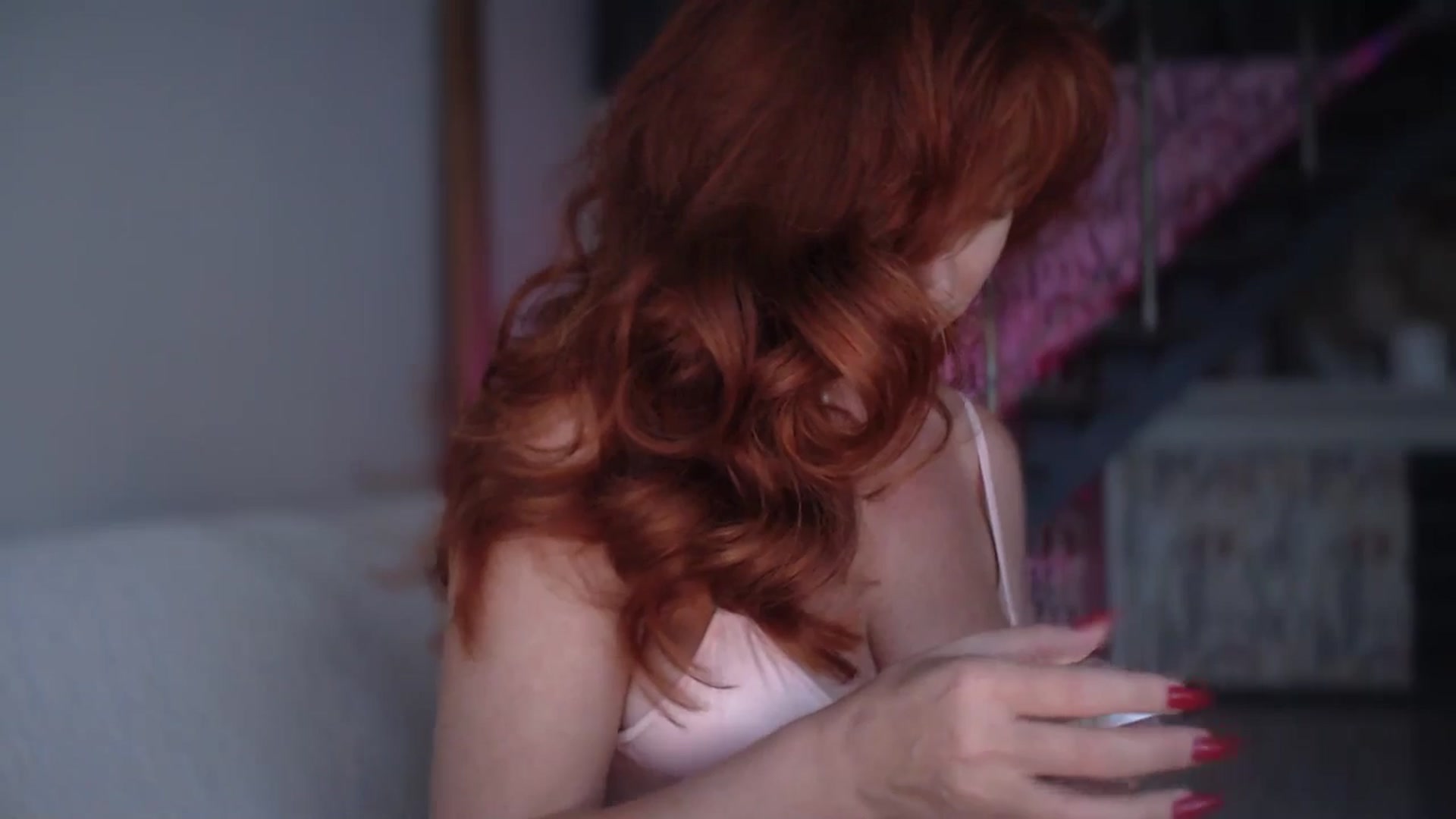Gallery image thumbnail from Unhappy_one's myfreecams stream on, 09/19/2024, 16:05 image 12 of 20