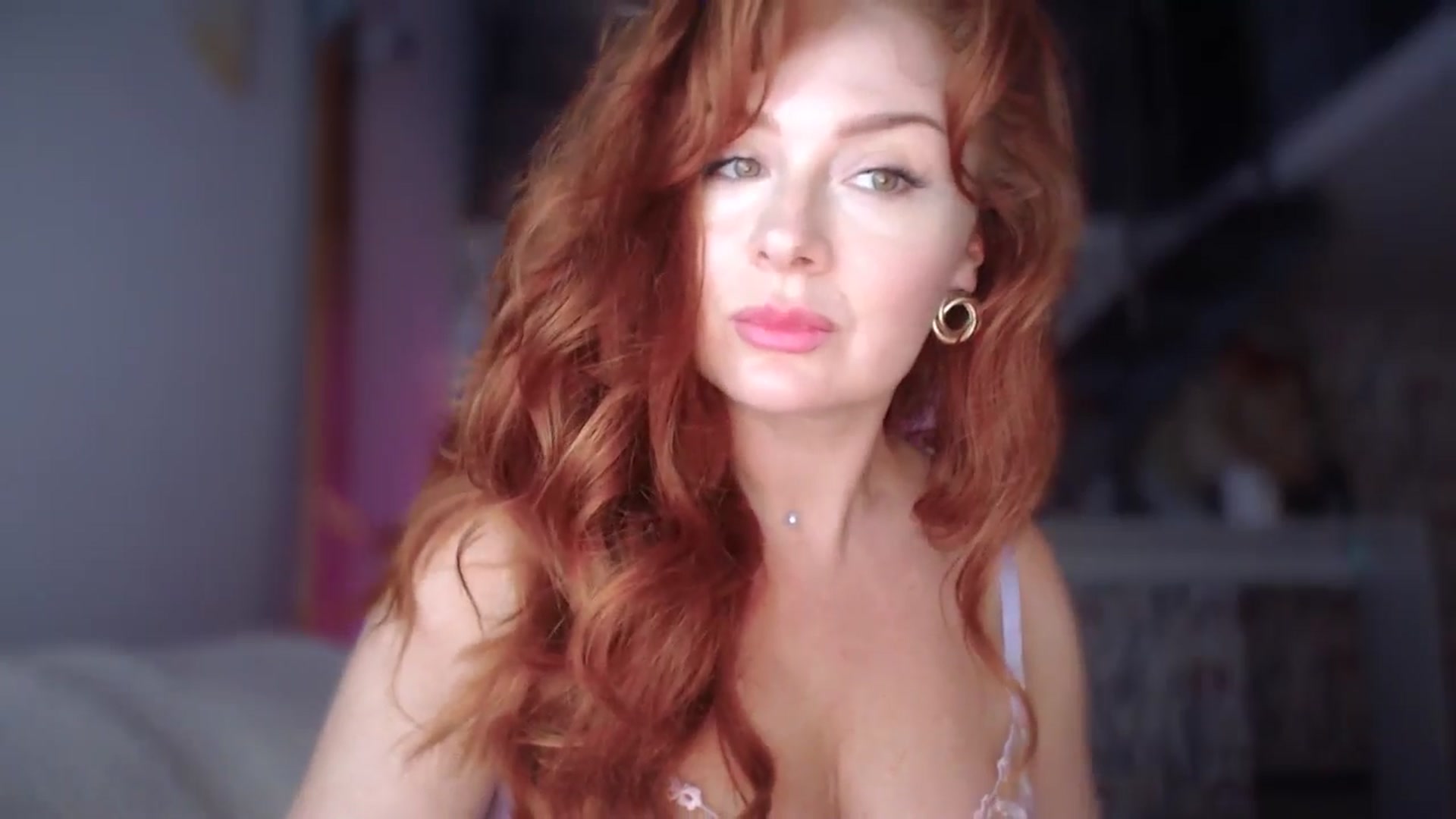 Gallery image thumbnail from Unhappy_one's myfreecams stream on, 10/04/2024, 16:00 image 20 of 20