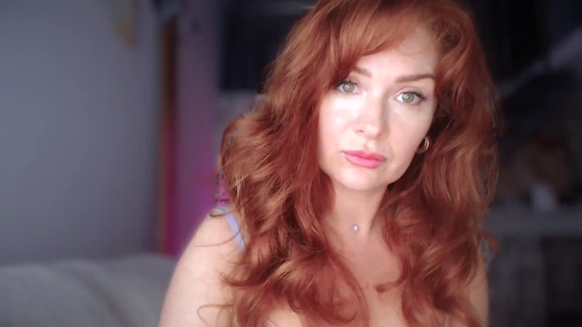 Gallery image thumbnail from Unhappy_one's myfreecams stream on, 10/04/2024, 16:00 image 18 of 20