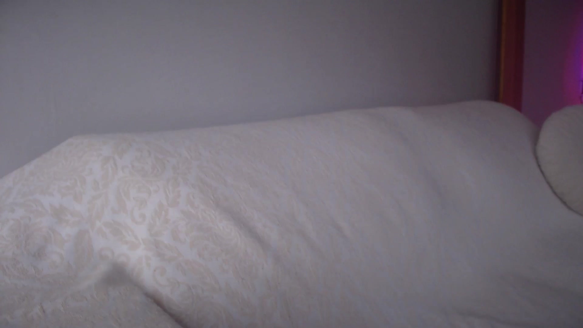 Gallery image thumbnail from Unhappy_one's myfreecams stream on, 10/06/2024, 14:25 image 6 of 20