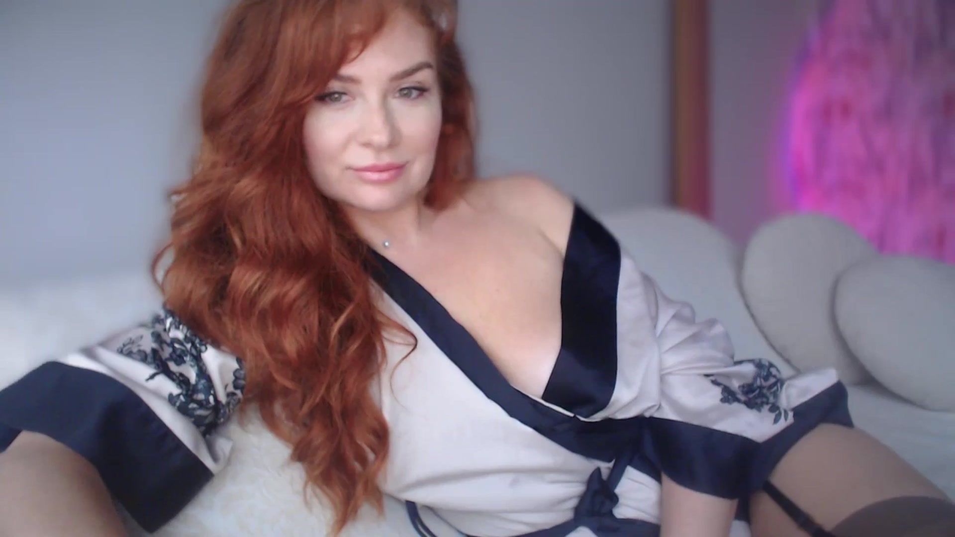 Gallery image thumbnail from Unhappy_one's myfreecams stream on, 10/06/2024, 14:25 image 7 of 20