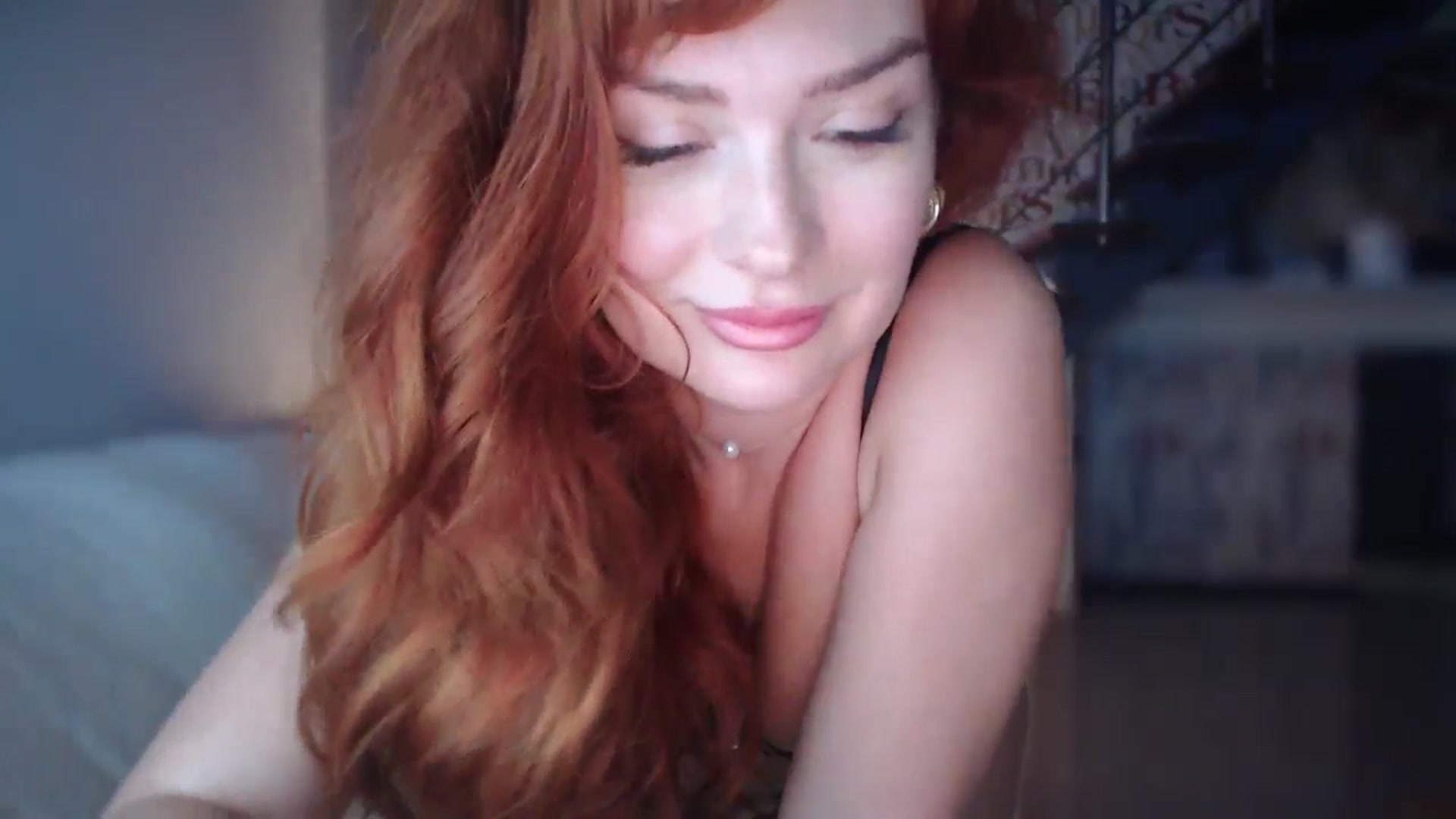 Gallery image thumbnail from Unhappy_one's myfreecams stream on, 10/11/2024, 16:27 image 18 of 20