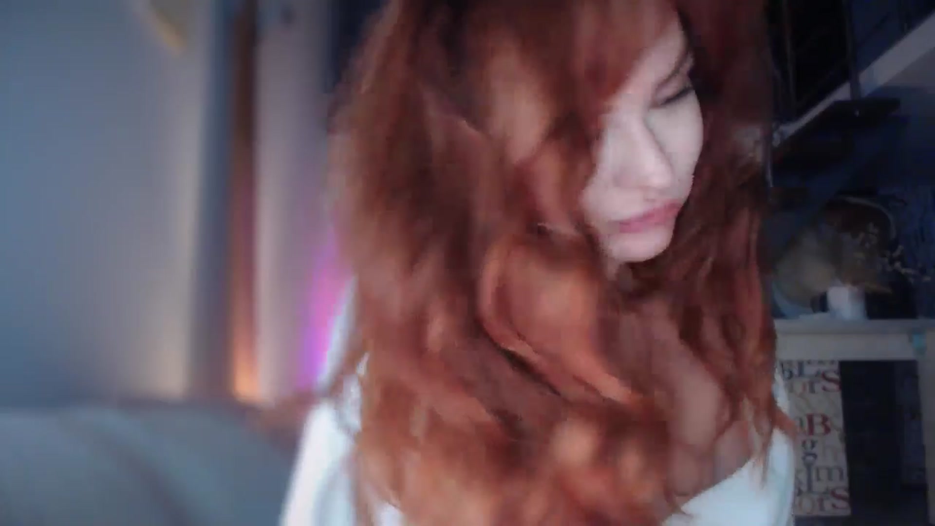 Gallery image thumbnail from Unhappy_one's myfreecams stream on, 10/13/2024, 15:43 image 9 of 20