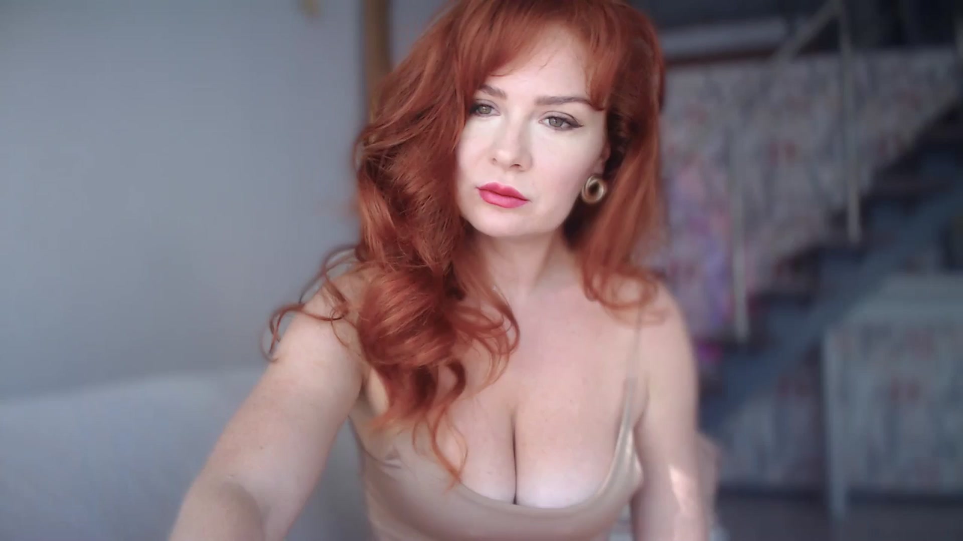 Gallery image thumbnail from Unhappy_one's myfreecams stream on, 10/14/2024, 13:50 image 1 of 20