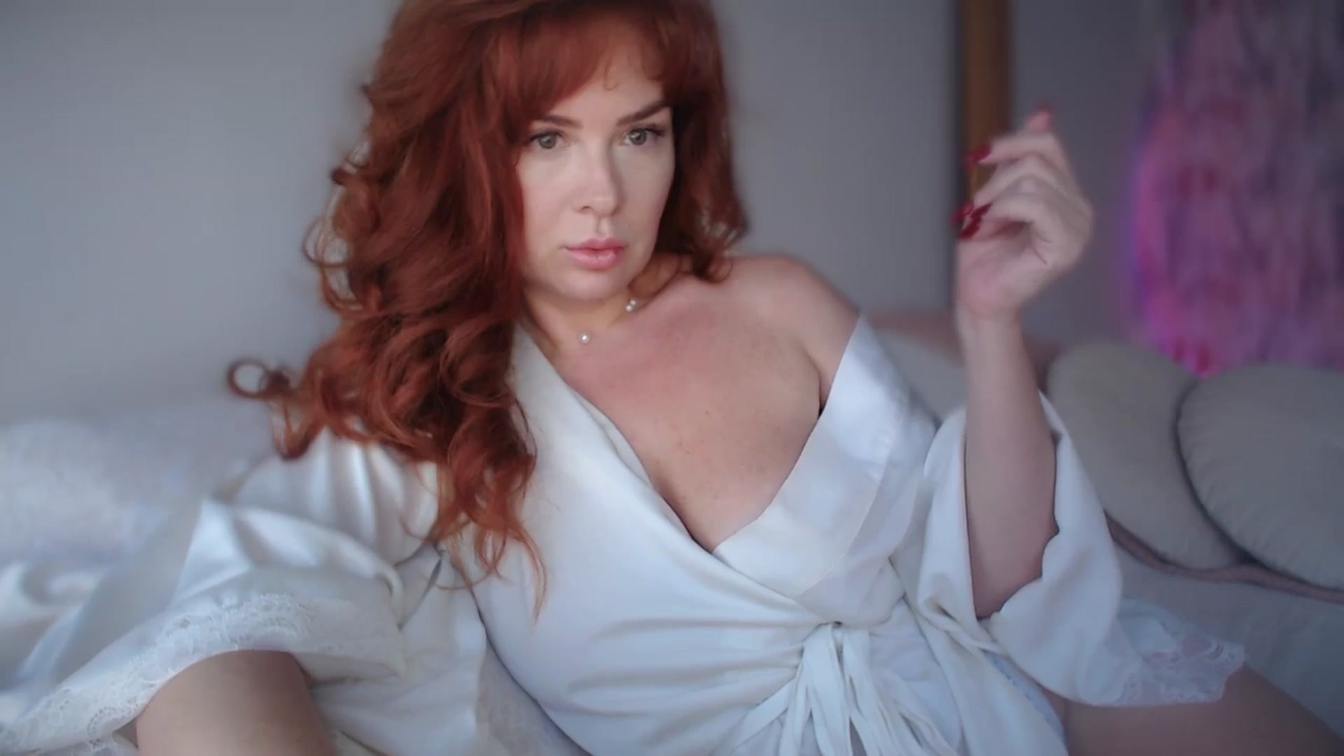 Gallery image thumbnail from Unhappy_one's myfreecams stream on, 10/24/2024, 14:34 image 2 of 20
