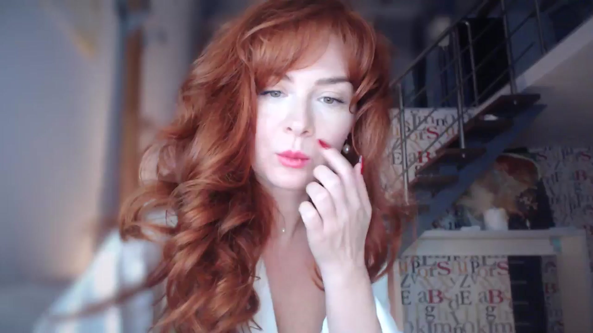 Gallery image thumbnail from Unhappy_one's myfreecams stream on, 10/24/2024, 16:40 image 1 of 20