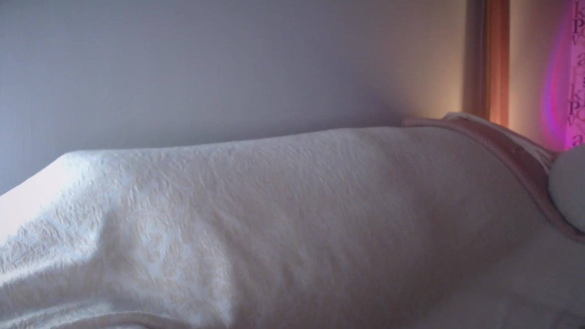 Gallery image thumbnail from Unhappy_one's myfreecams stream on, 10/25/2024, 16:05 image 18 of 20