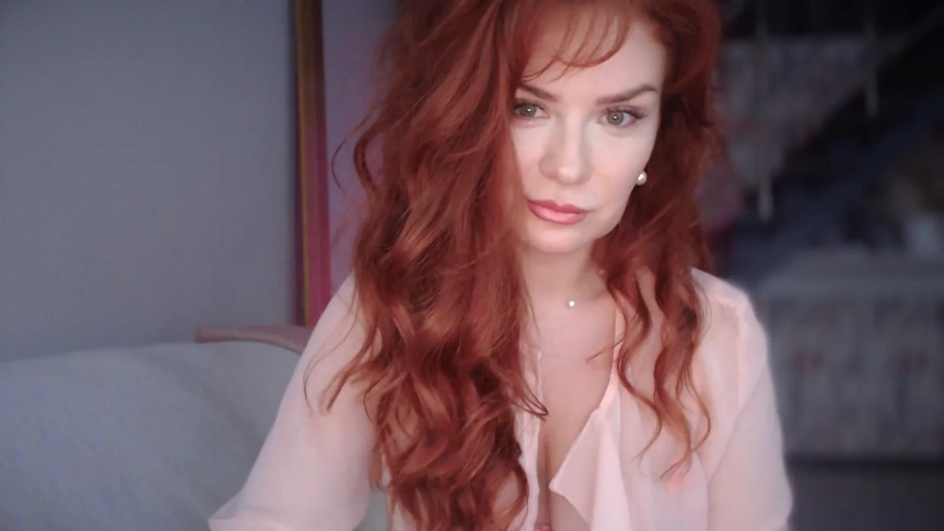 Gallery image thumbnail from Unhappy_one's myfreecams stream on, 10/28/2024, 15:11 image 17 of 20