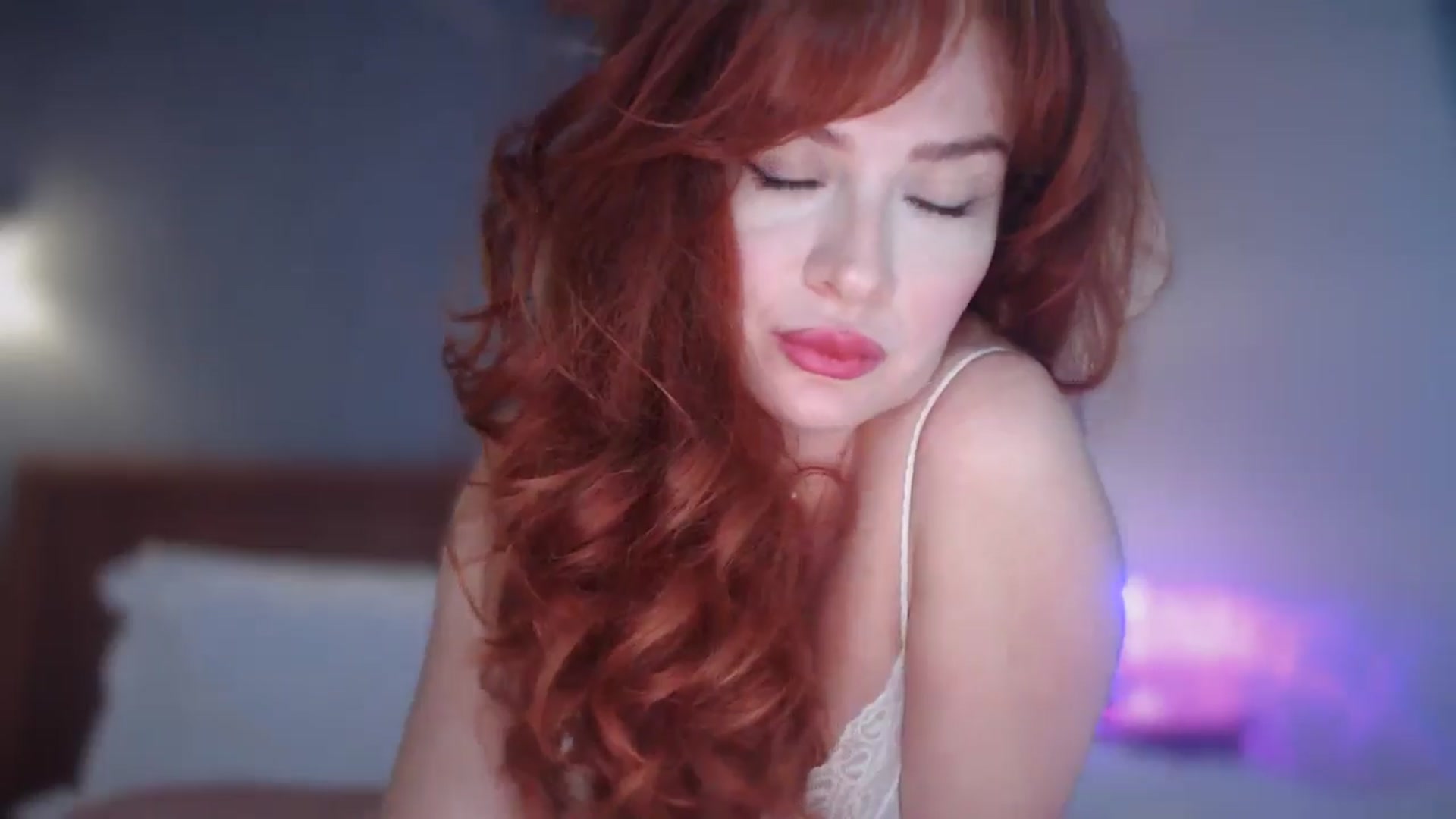Gallery image thumbnail from Unhappy_one's myfreecams stream on, 10/29/2024, 17:52 image 13 of 20