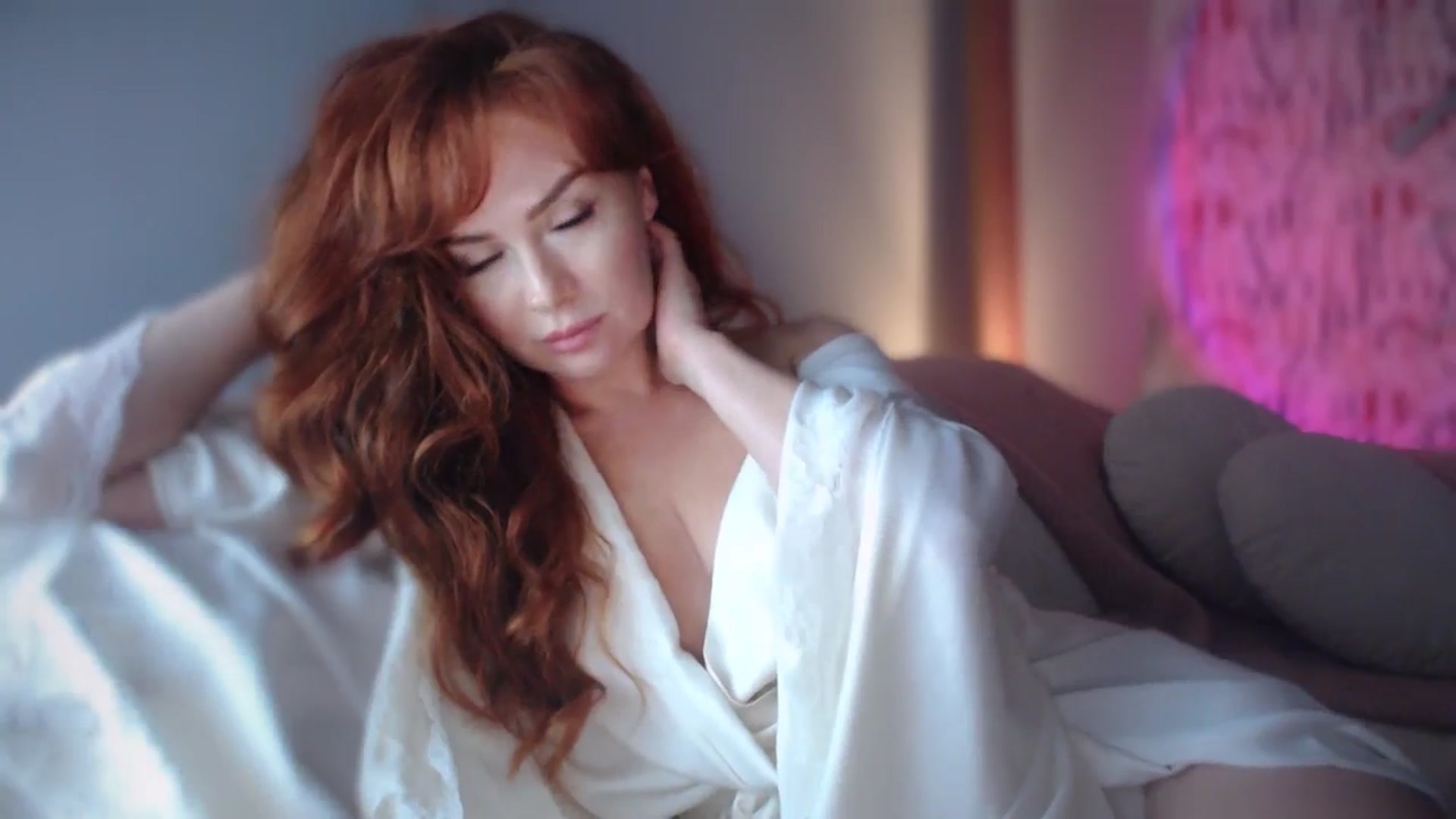Gallery image thumbnail from Unhappy_one's myfreecams stream on, 11/01/2024, 17:44 image 6 of 20
