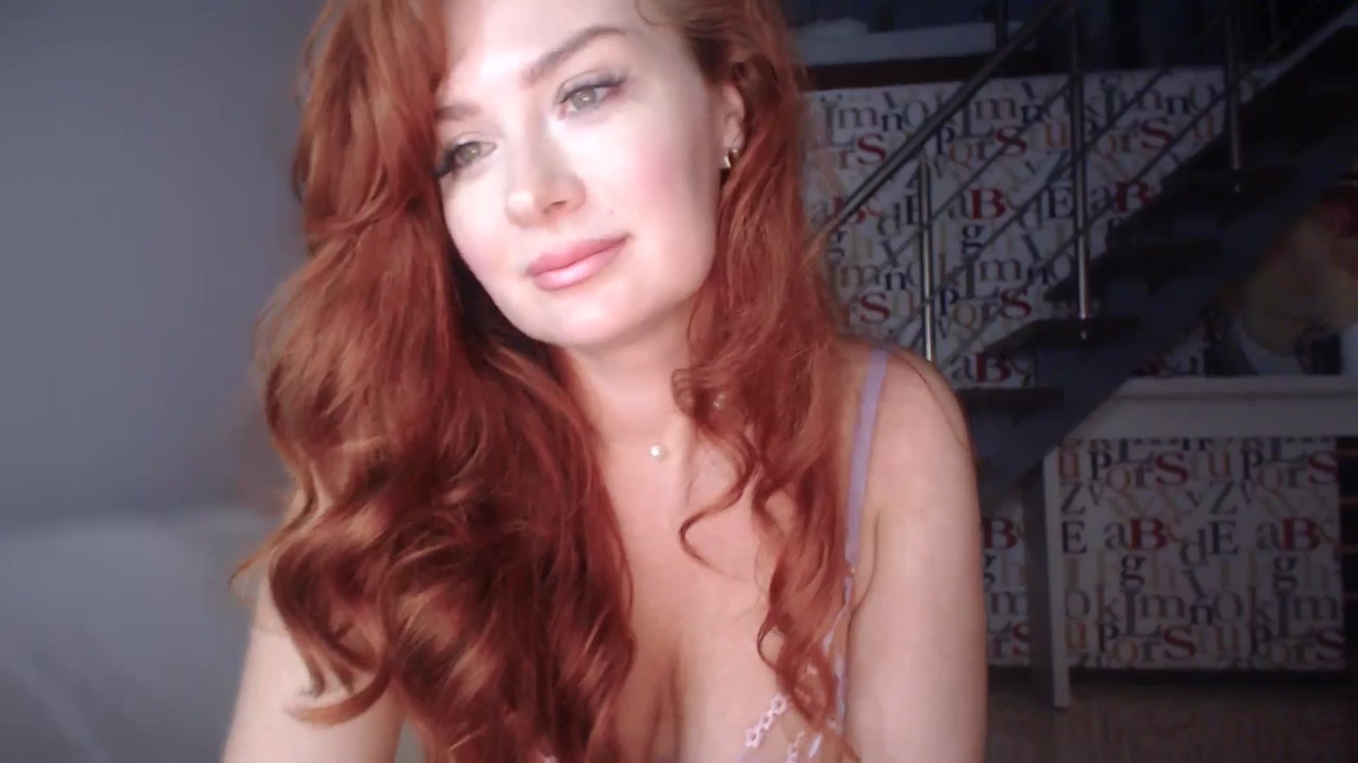 Gallery image thumbnail from Unhappy_one's myfreecams stream on, 11/29/2024, 16:45 image 17 of 20