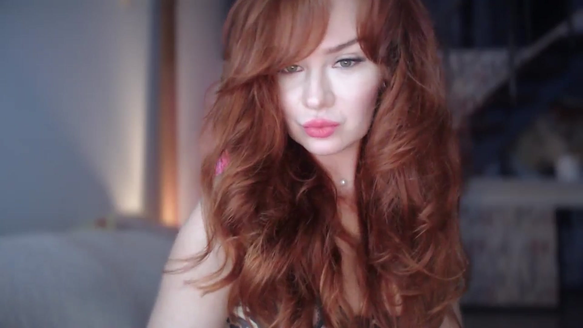 Gallery image thumbnail from Unhappy_one's myfreecams stream on, 11/30/2024, 14:47 image 8 of 20