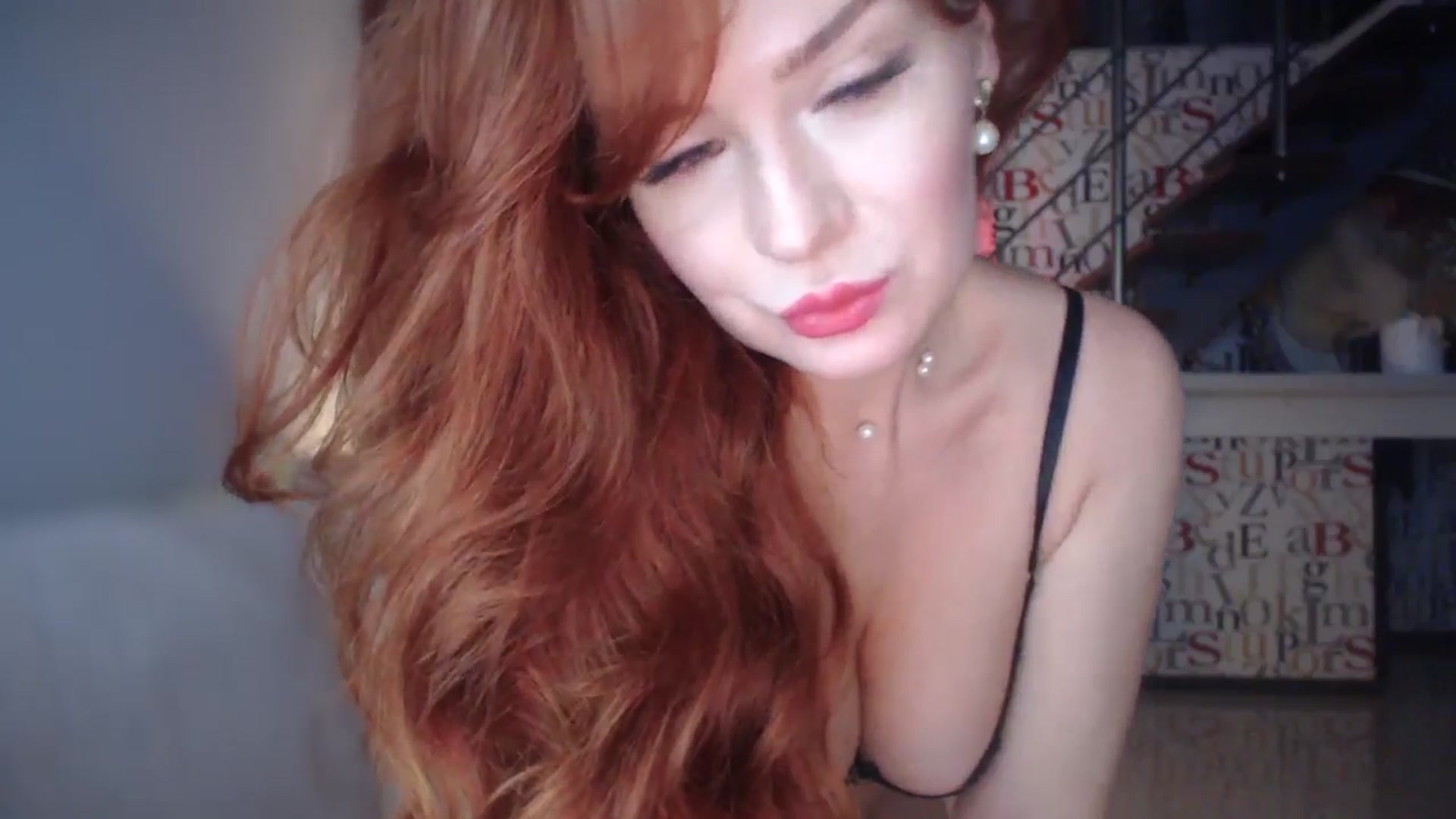 Gallery image thumbnail from Unhappy_one's myfreecams stream on, 11/30/2024, 14:47 image 13 of 20