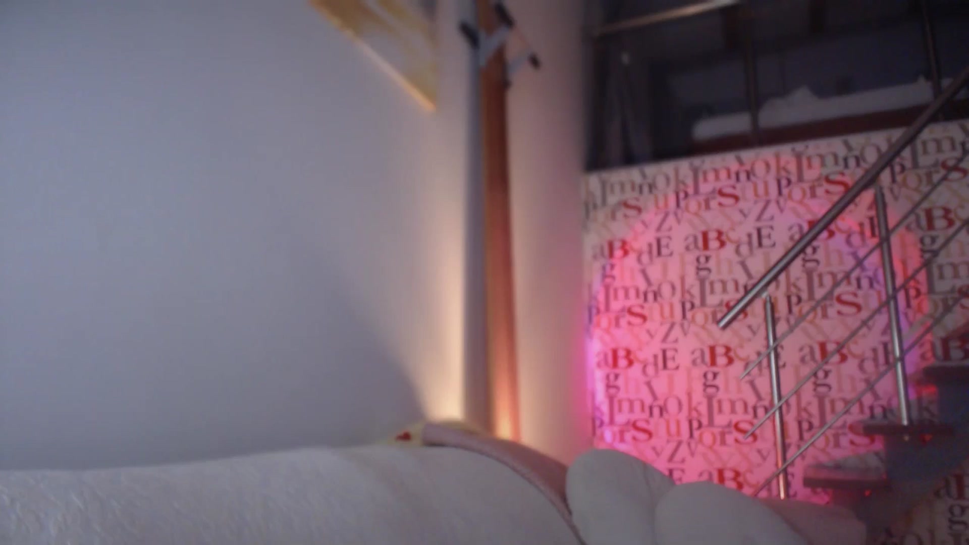 Gallery image thumbnail from Unhappy_one's myfreecams stream on, 11/30/2024, 14:47 image 17 of 20