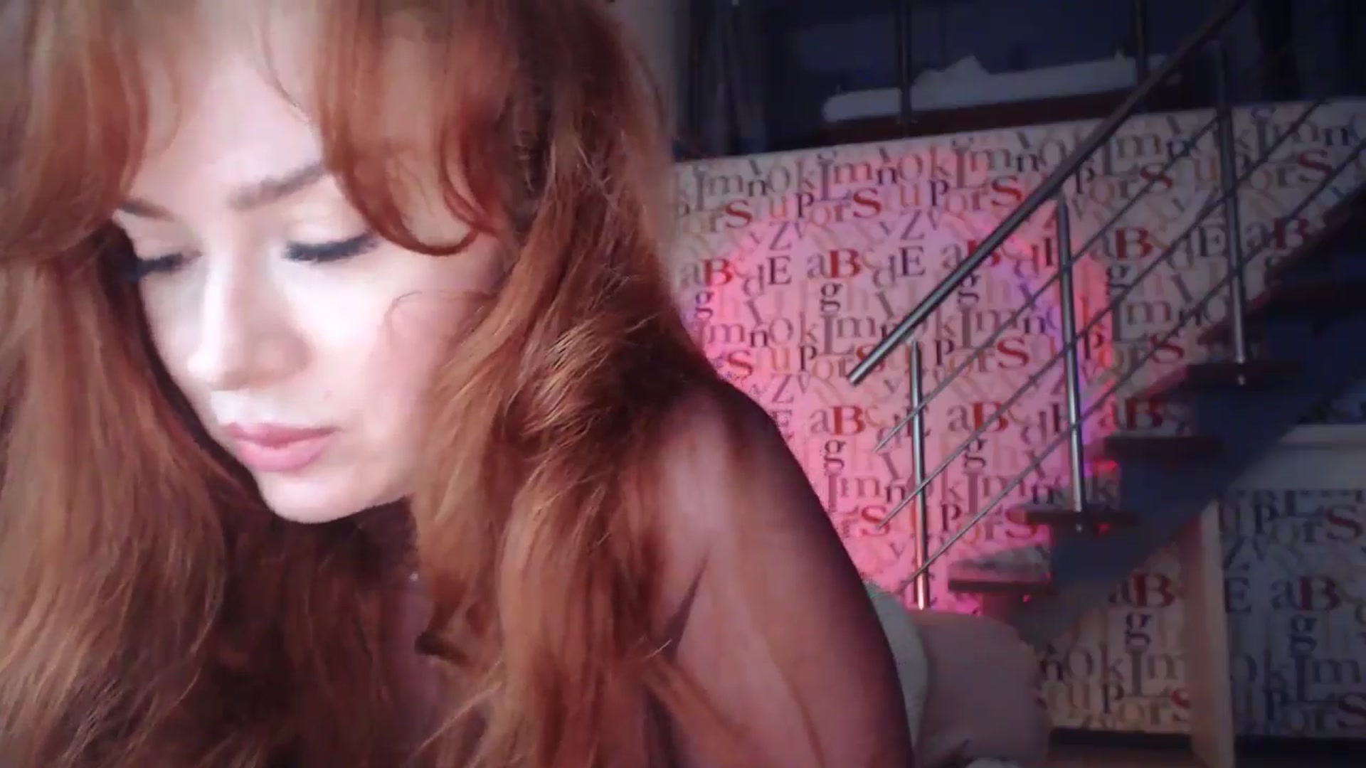 Gallery image thumbnail from Unhappy_one's myfreecams stream on, 11/30/2024, 17:52 image 12 of 20