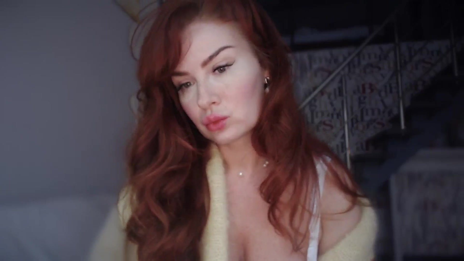 Gallery image thumbnail from Unhappy_one's myfreecams stream on, 12/01/2024, 14:49 image 3 of 20
