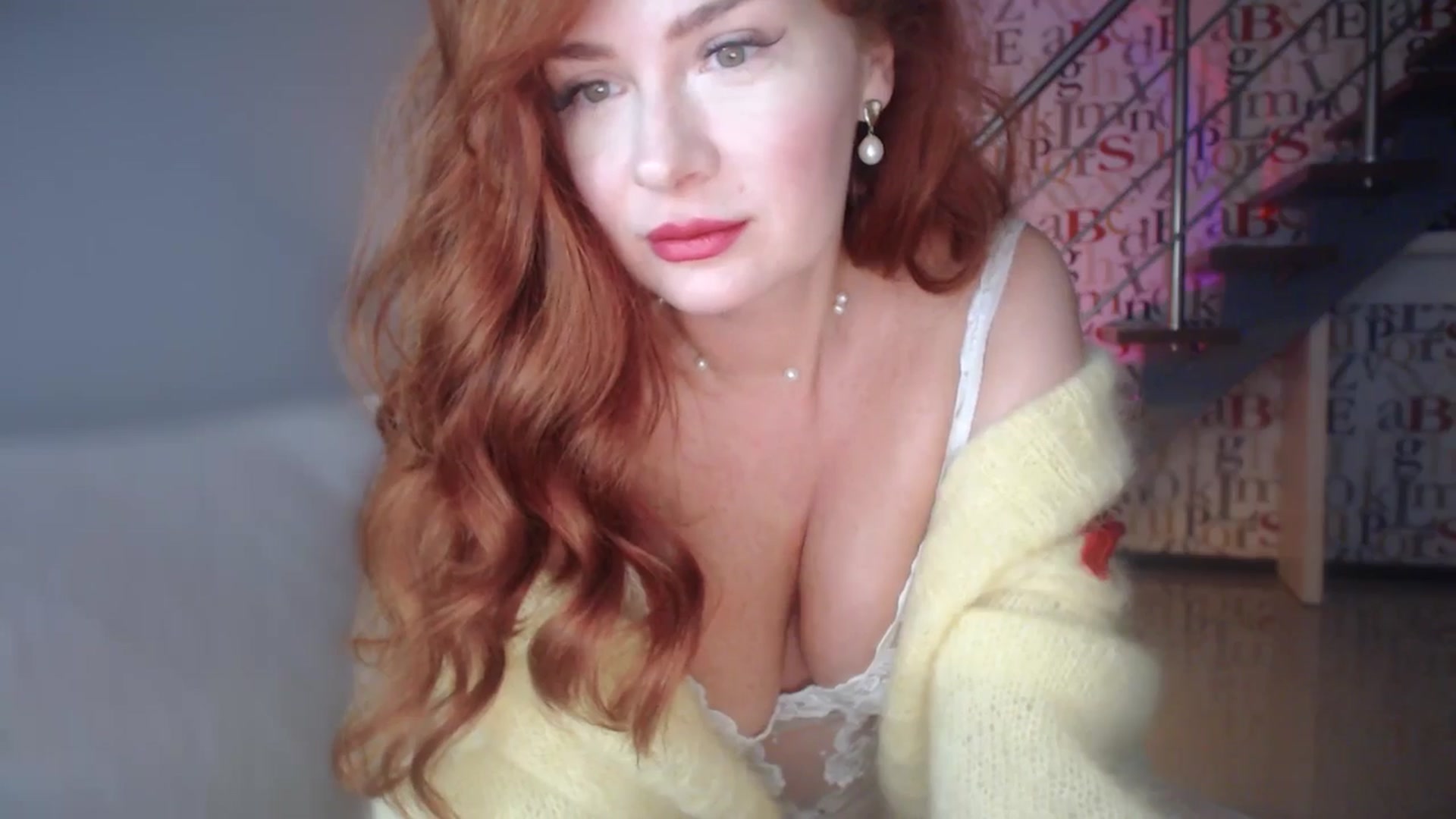 Gallery image thumbnail from Unhappy_one's myfreecams stream on, 12/01/2024, 16:38 image 3 of 20