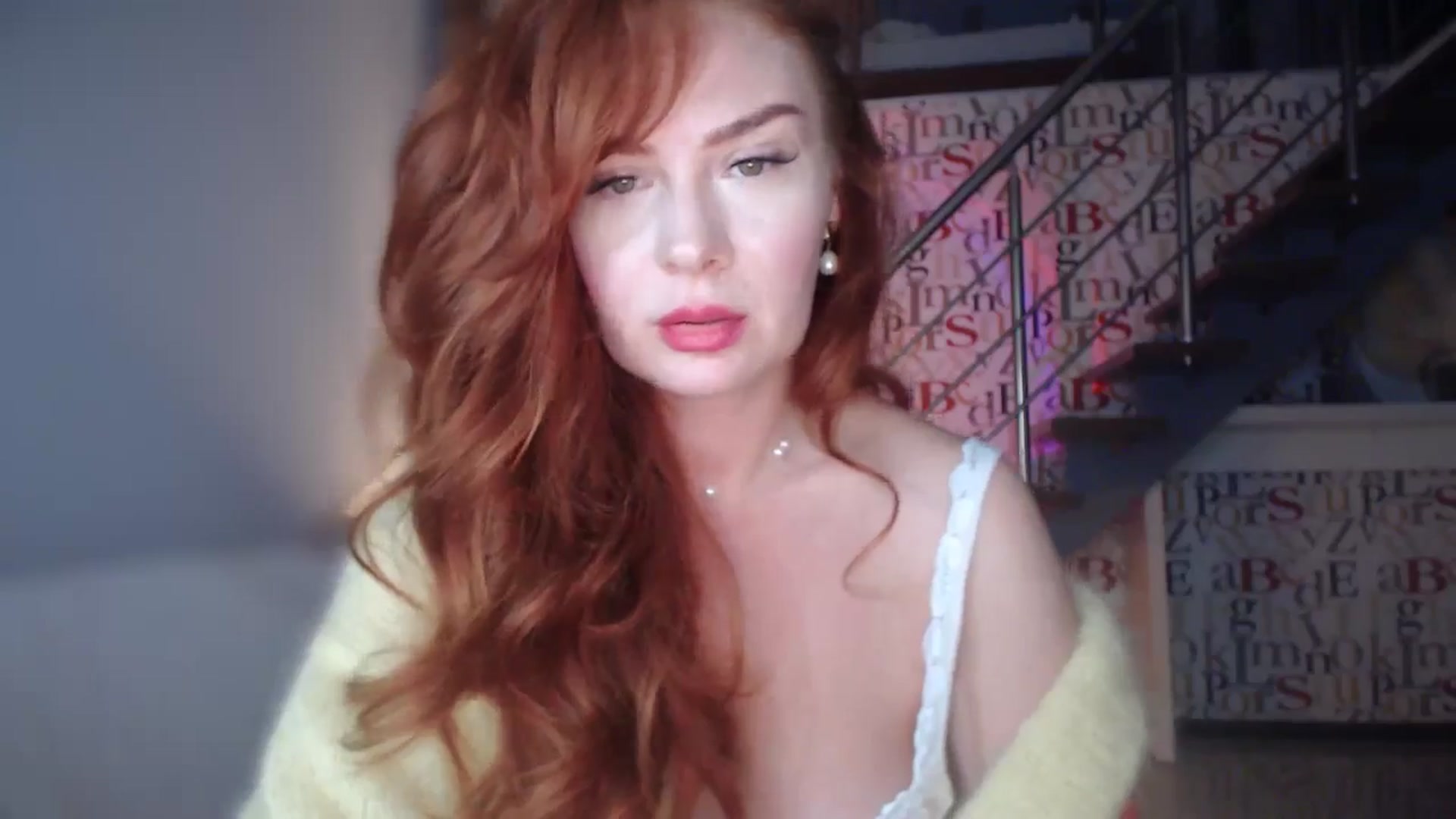 Gallery image thumbnail from Unhappy_one's myfreecams stream on, 12/01/2024, 16:38 image 19 of 20