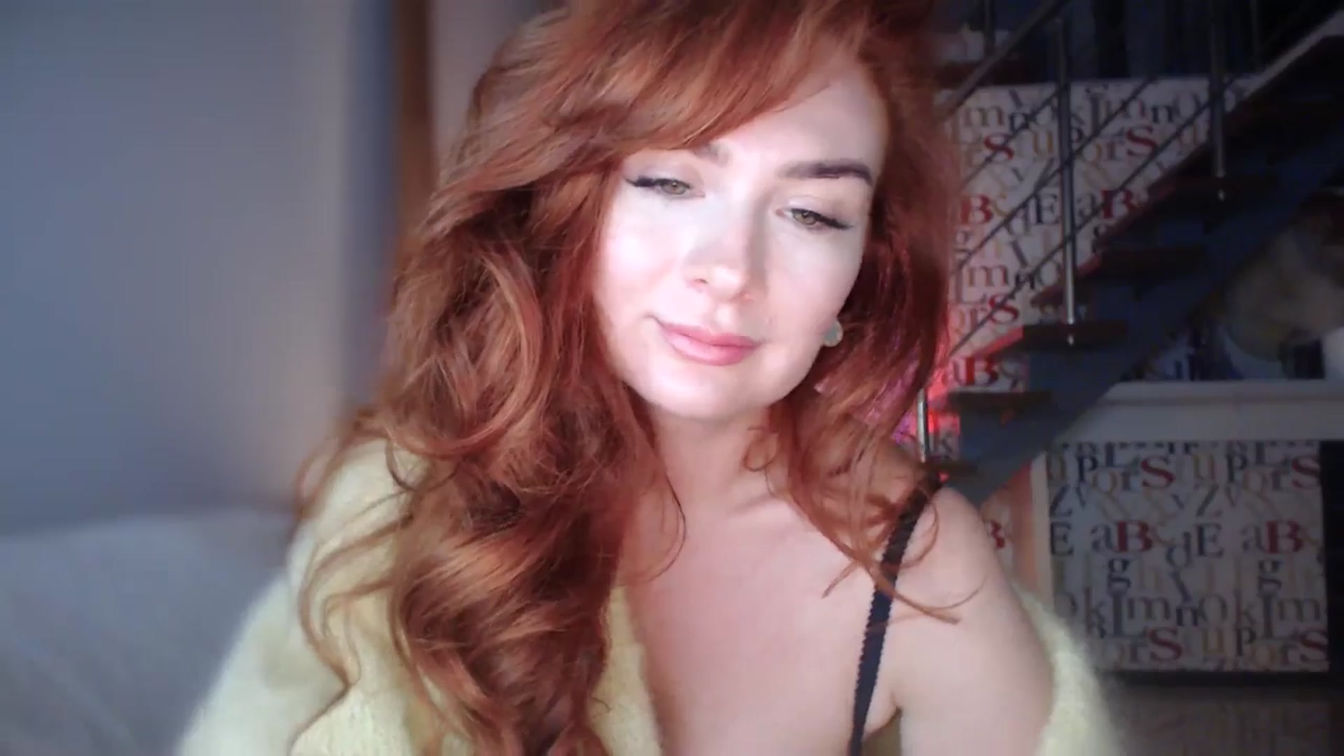 Gallery image thumbnail from Unhappy_one's myfreecams stream on, 12/05/2024, 17:29 image 16 of 20
