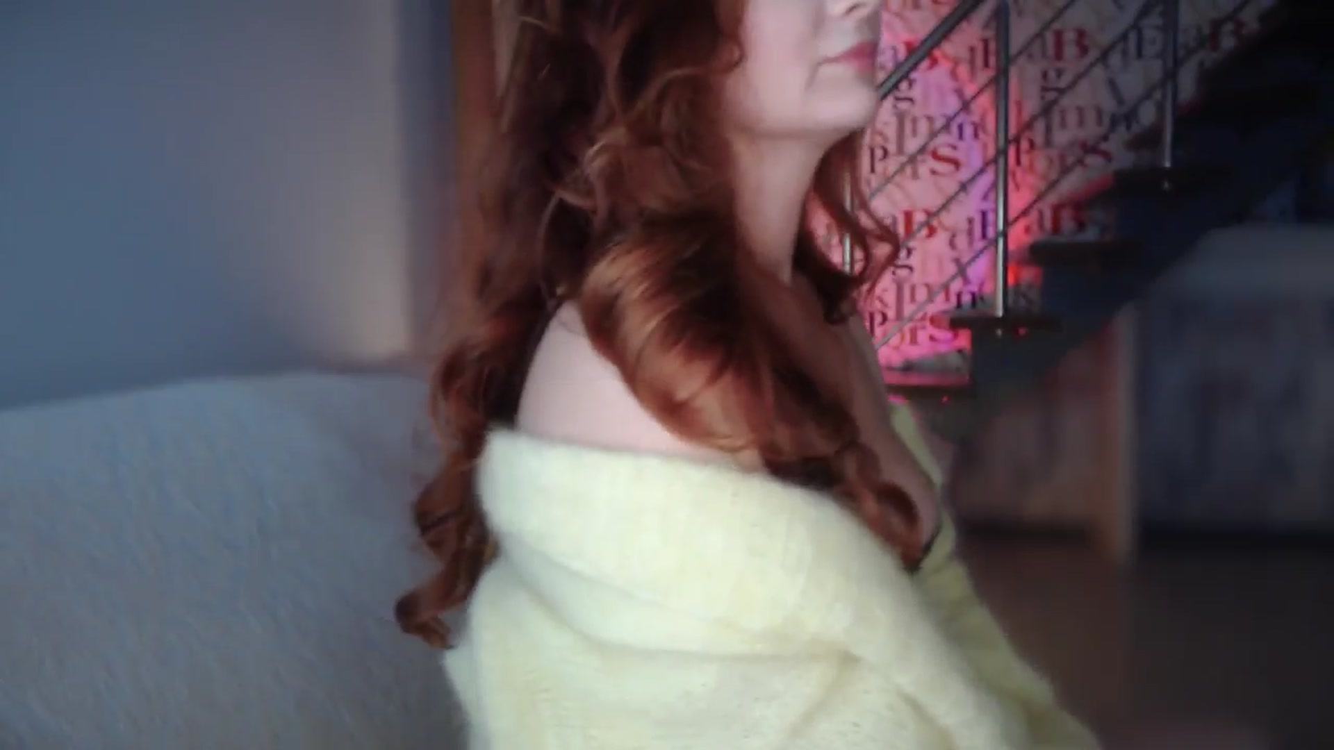 Gallery image thumbnail from Unhappy_one's myfreecams stream on, 12/05/2024, 17:29 image 6 of 20