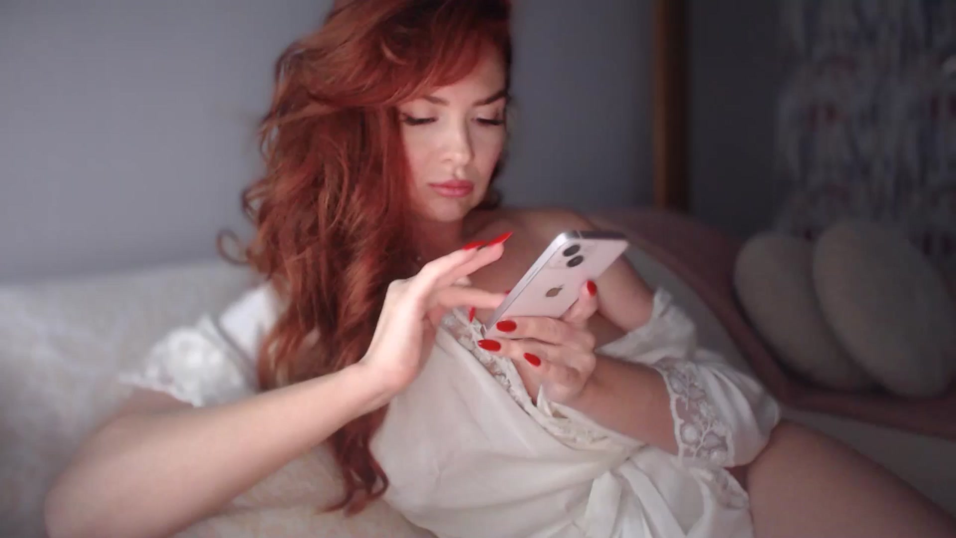 Gallery image thumbnail from Unhappy_one's myfreecams stream on, 12/06/2024, 15:54 image 16 of 20