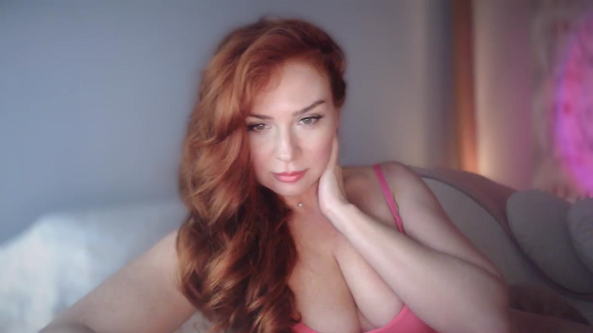 Gallery image thumbnail from Unhappy_one's myfreecams stream on, 12/09/2024, 17:19 image 6 of 20