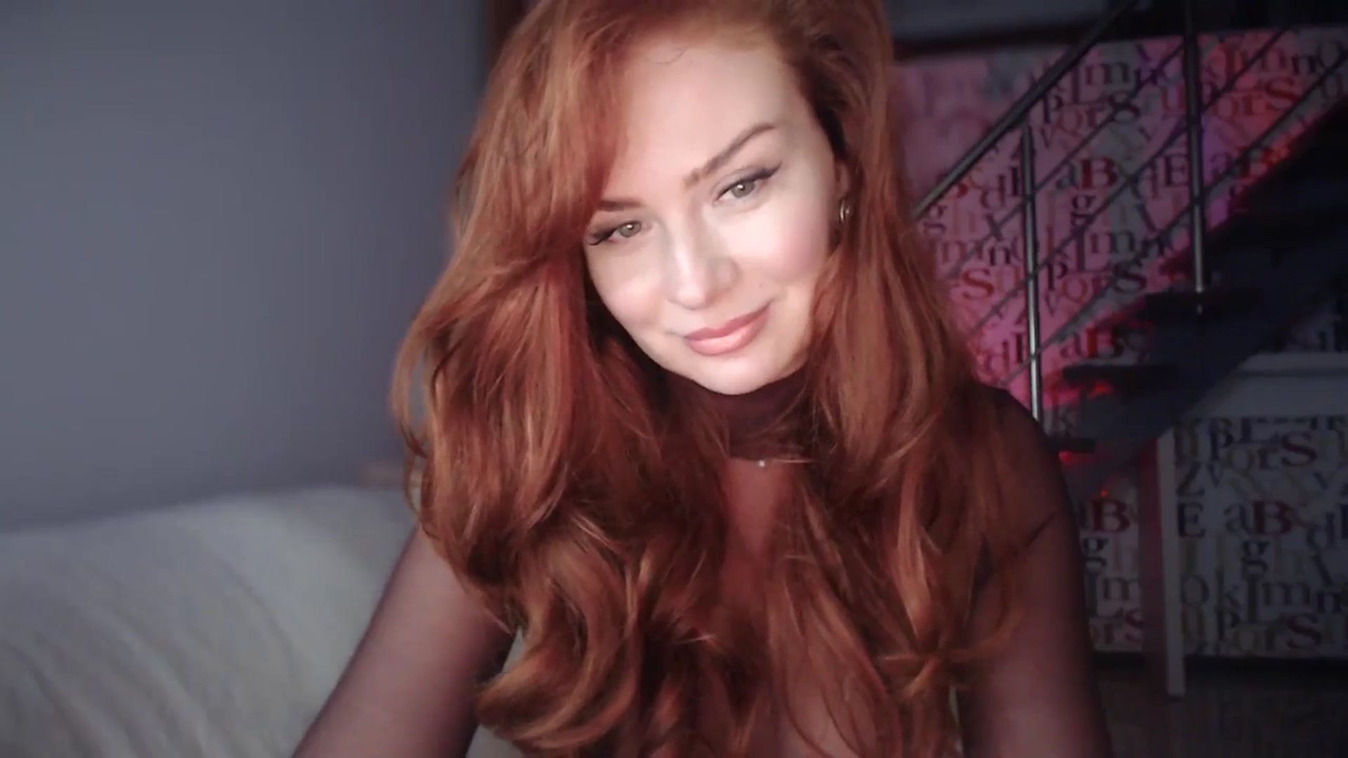 Gallery image thumbnail from Unhappy_one's myfreecams stream on, 12/15/2024, 17:34 image 12 of 20