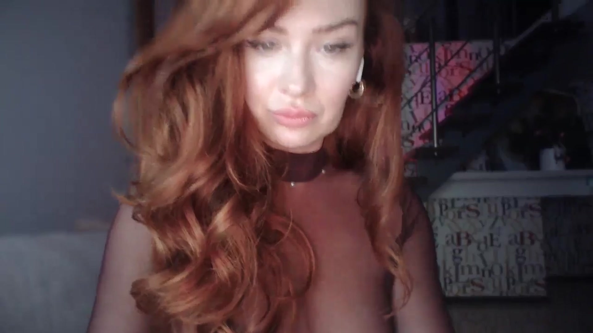 Gallery image thumbnail from Unhappy_one's myfreecams stream on, 12/15/2024, 17:51 image 20 of 20